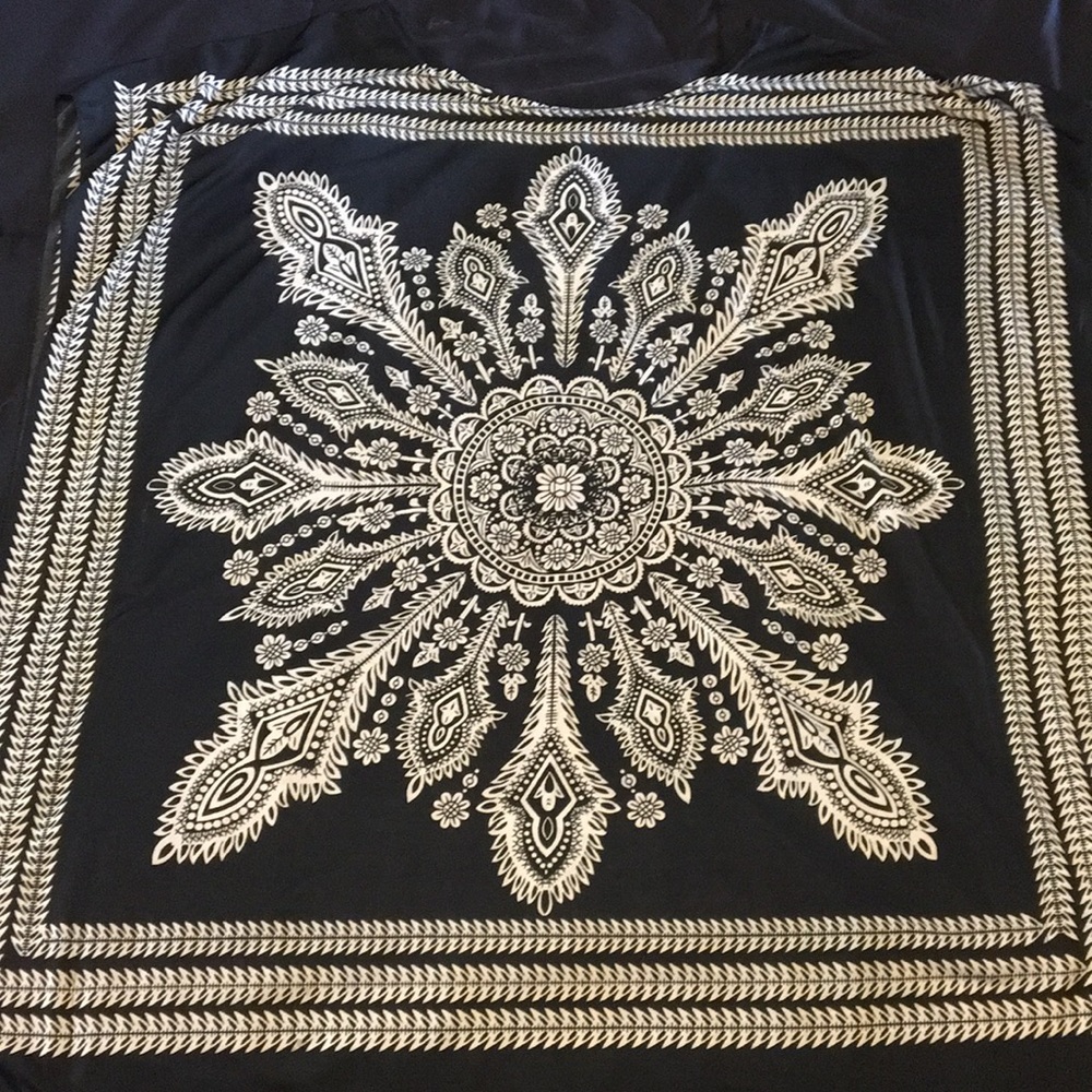 Handkerchief pattern tunic top